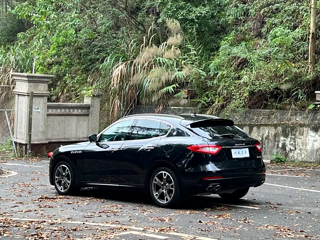 Maserati Levante 2018 — фото 7