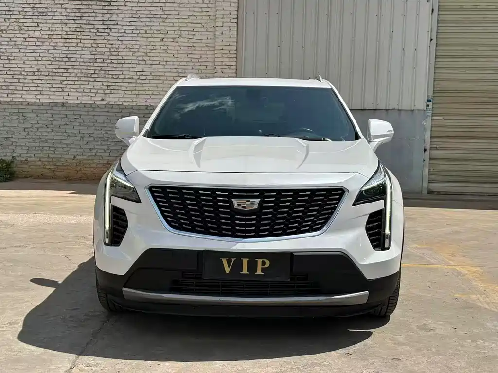 Cadillac XT4 2021 — фото 2