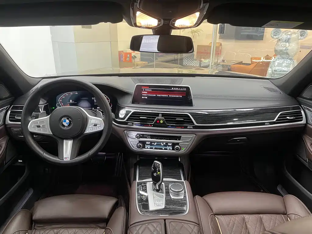 BMW 7 Series 2022 — фото 12