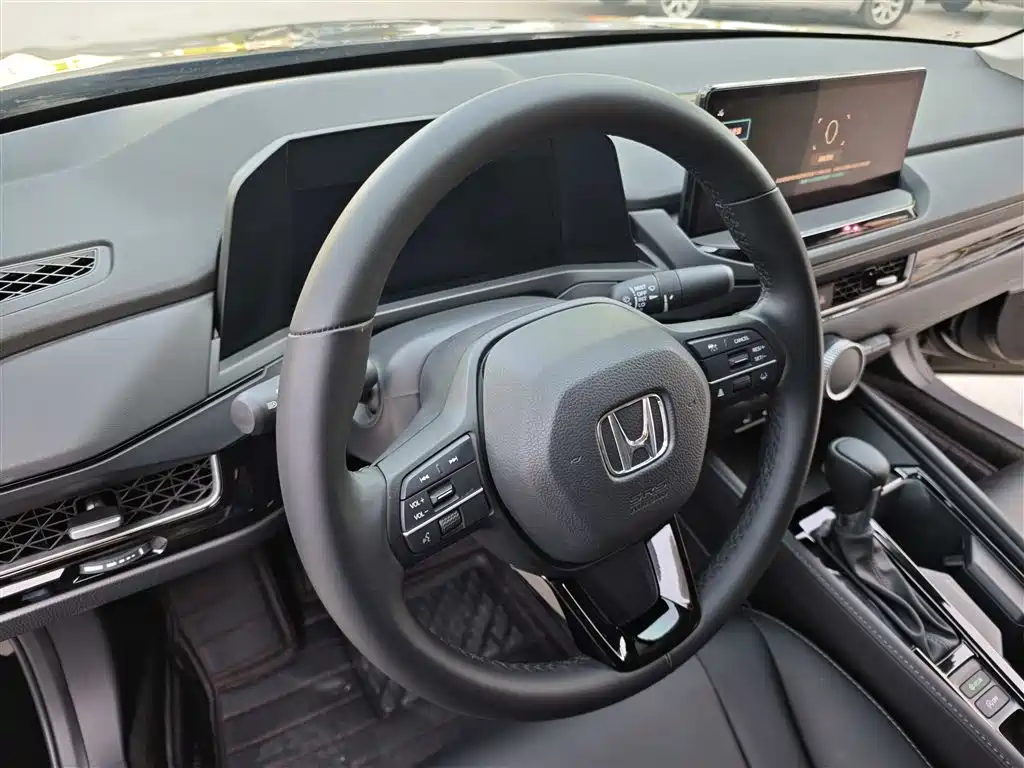 Honda Inspire 2026 — фото 14