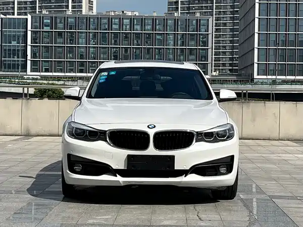 BMW 3 Series GT 2018