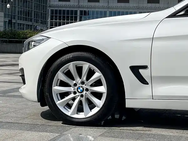 BMW 3 Series GT 2018