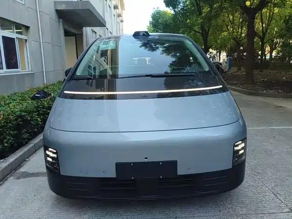 Li Auto MEGA 2024