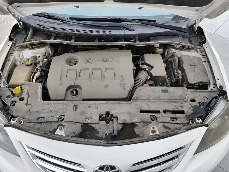 Toyota Corolla 2014 — фото 10