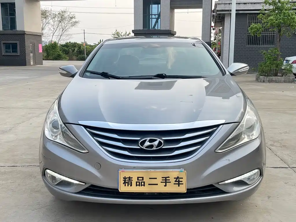 Hyundai Sonata 2014 — фото 2