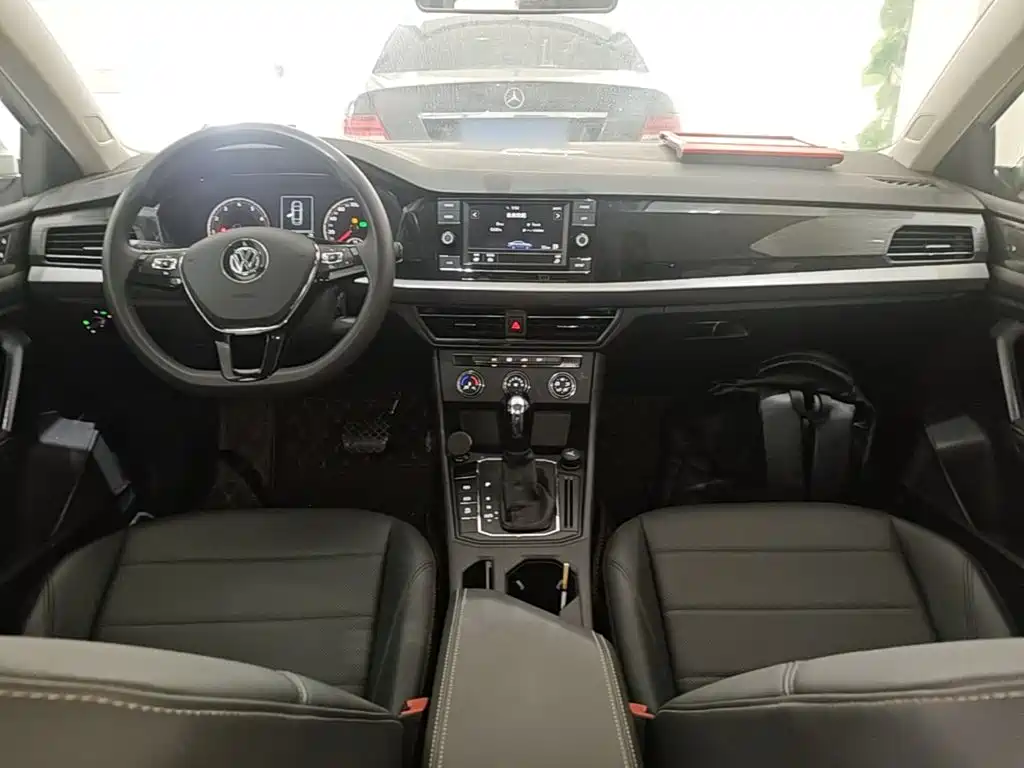 Volkswagen Lavida 2019 — фото 10