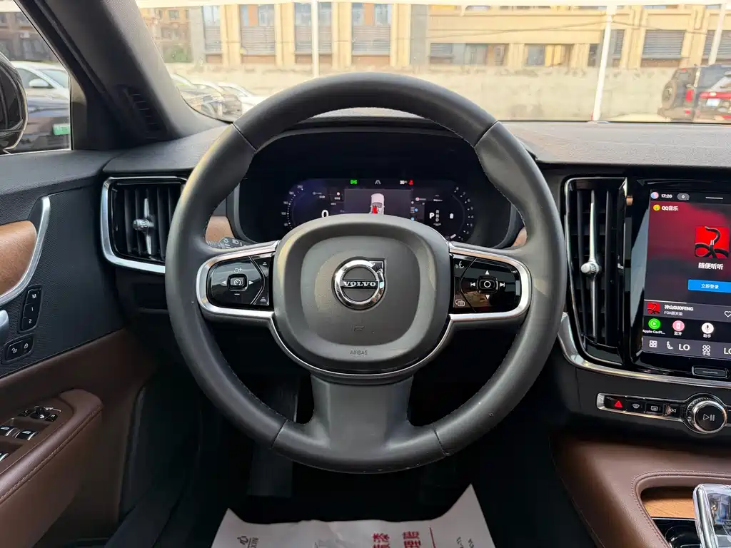 Volvo S90 2023 — фото 11
