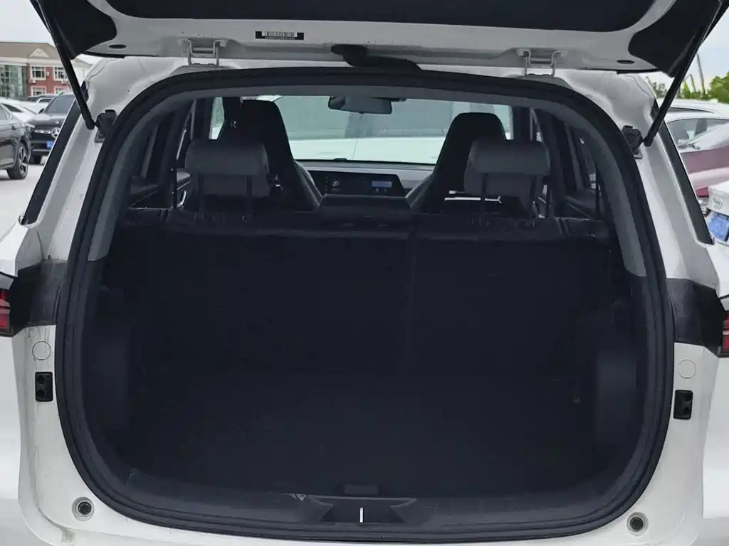 Changan CS75 PLUS 2024 — фото 12