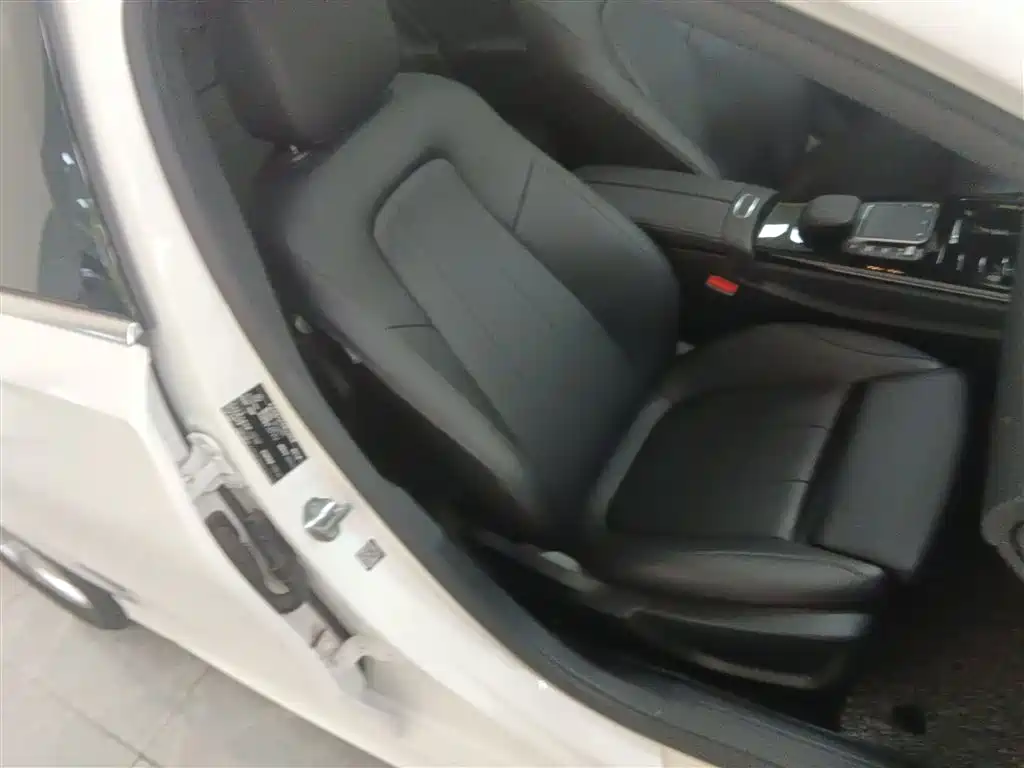 Mercedes-Benz A-Class 2022 — фото 20