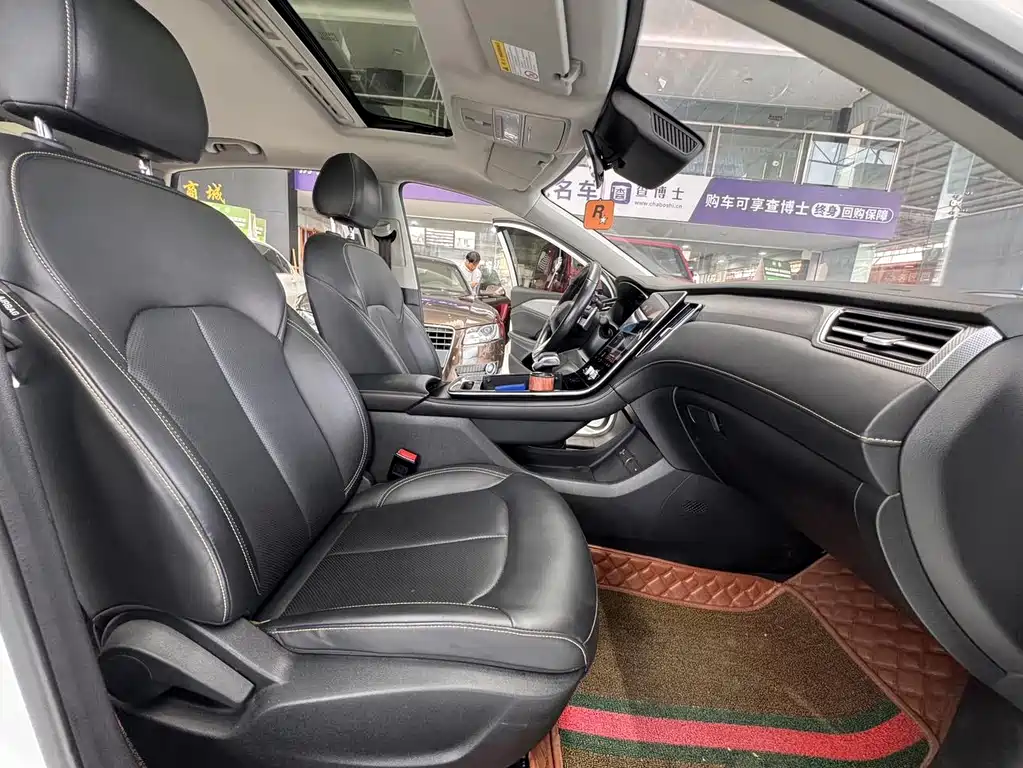 Roewe i6 MAX 2021 — фото 14
