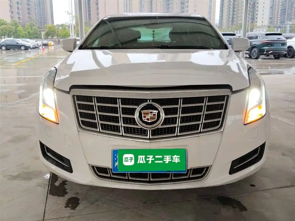 Cadillac XTS 2015 — фото 3