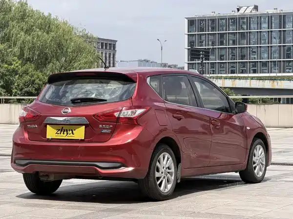 Nissan Tiida 2016