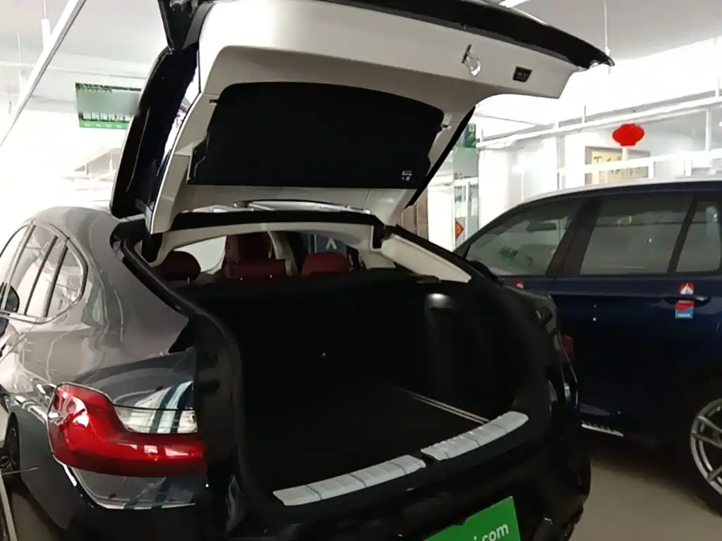 BMW X4 2025 — фото 19