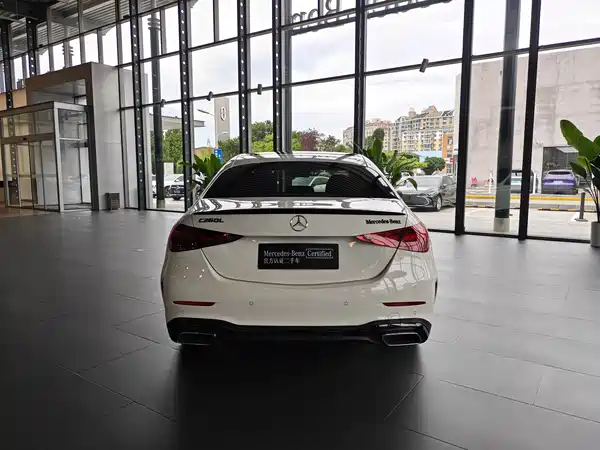Mercedes-Benz C-Class 2023