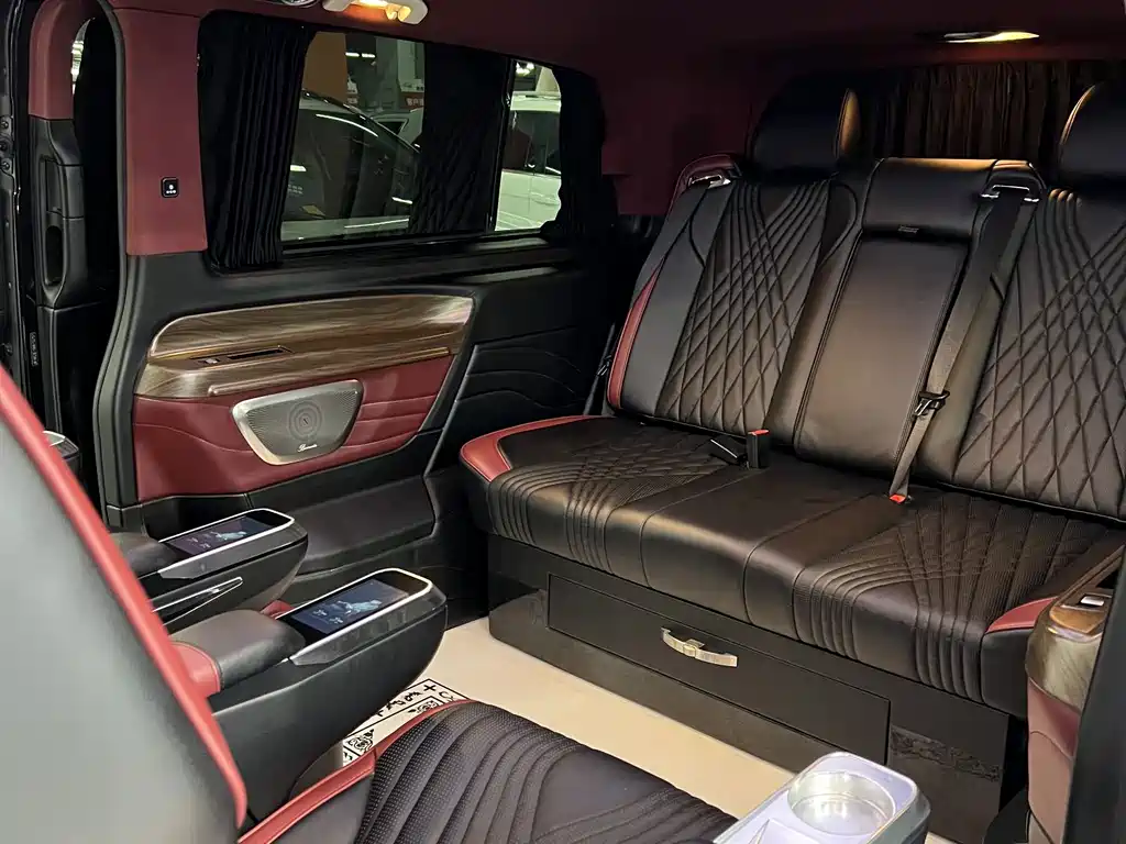 Mercedes-Benz Vito 2022 — фото 15