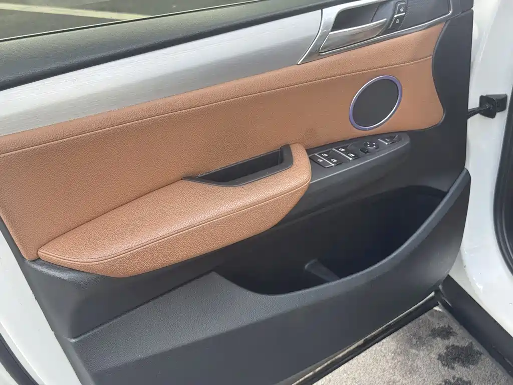 BMW X4 2015 — фото 16
