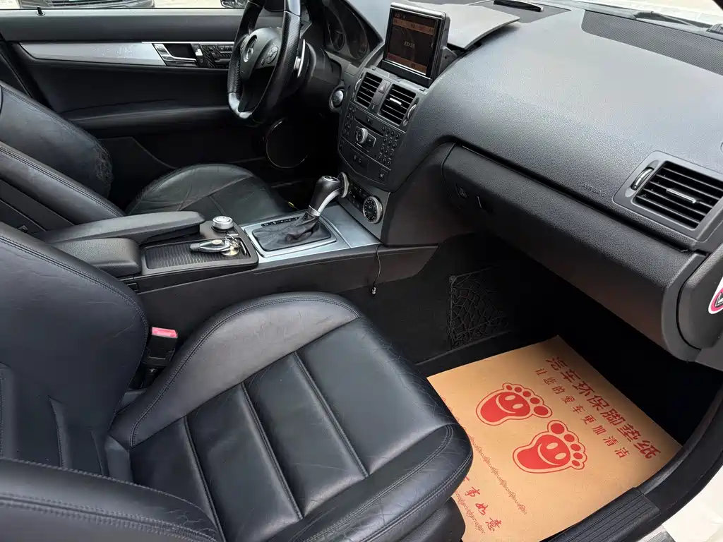 Mercedes-Benz C-Class AMG 2012 — фото 16