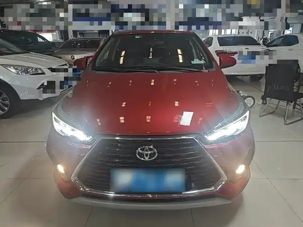 Toyota Yaris L 2023