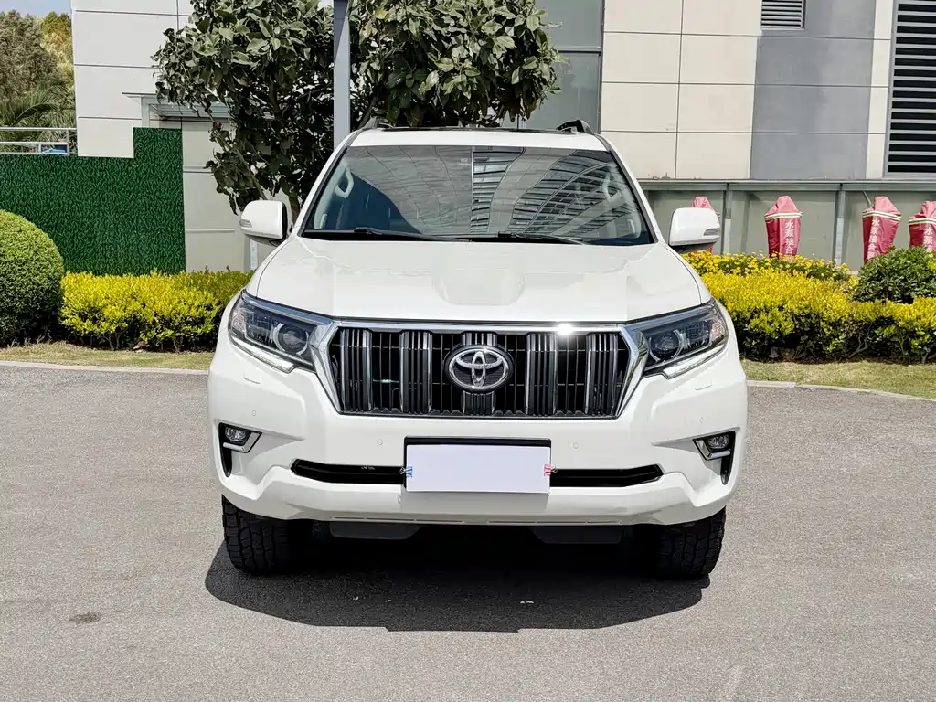 Toyota Prado 2018 — фото 2