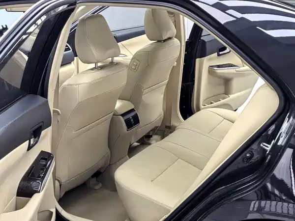 Toyota Camry 2016