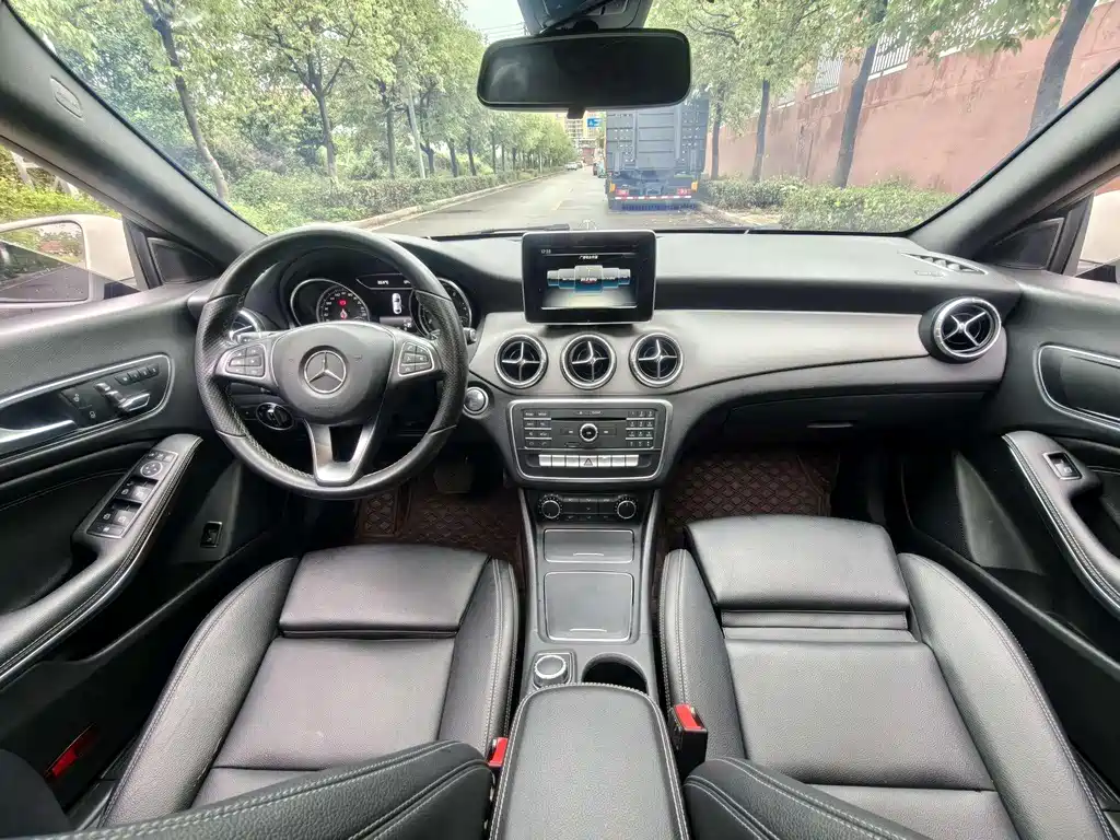 Mercedes-Benz CLA 2016 — фото 11