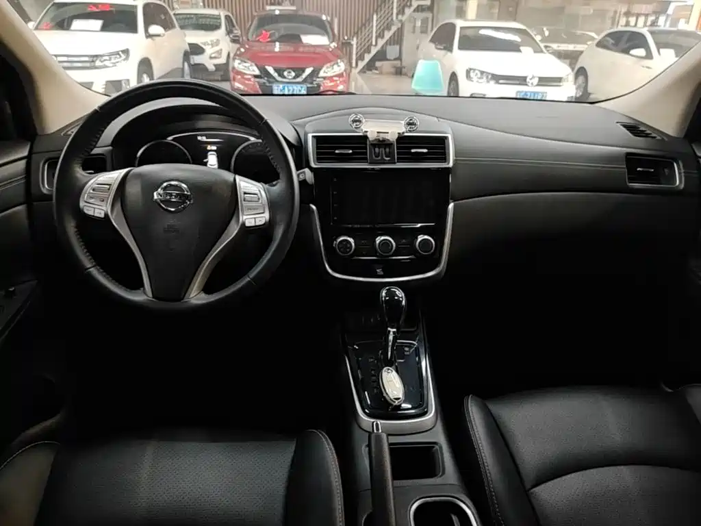 Nissan Tiida 2021 — фото 13