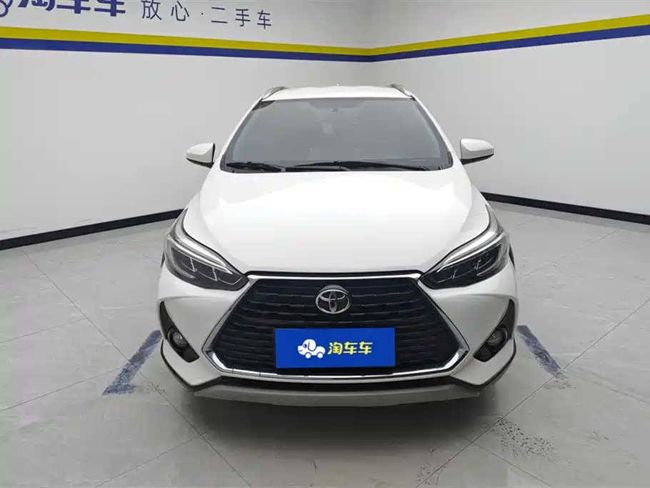 Toyota Yaris L 2021 — фото 2
