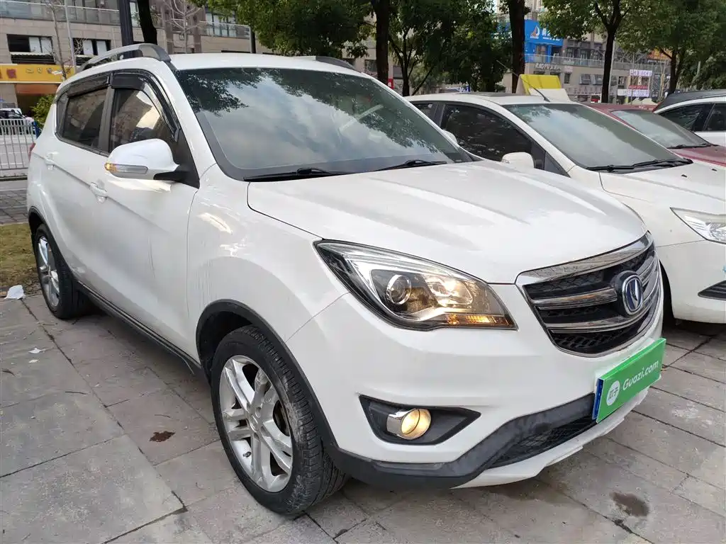 Changan CS35 2018 — фото 22