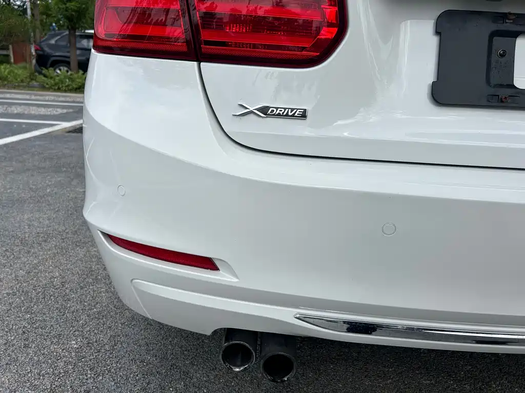 BMW 3 Series 2015 — фото 13