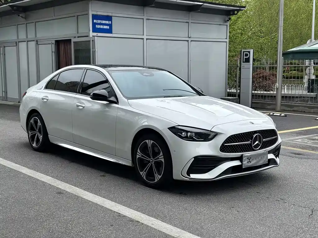 Mercedes-Benz C-Class 2022 — фото 3