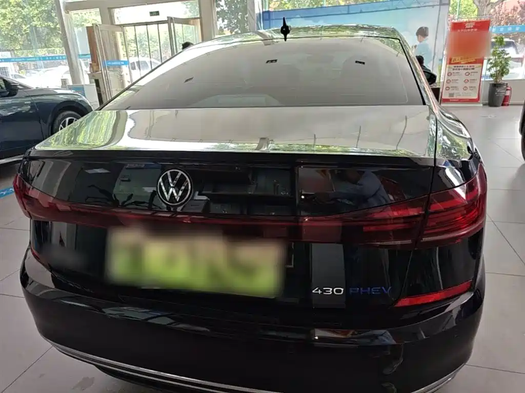 Volkswagen Passat PHEV 2022 — фото 6