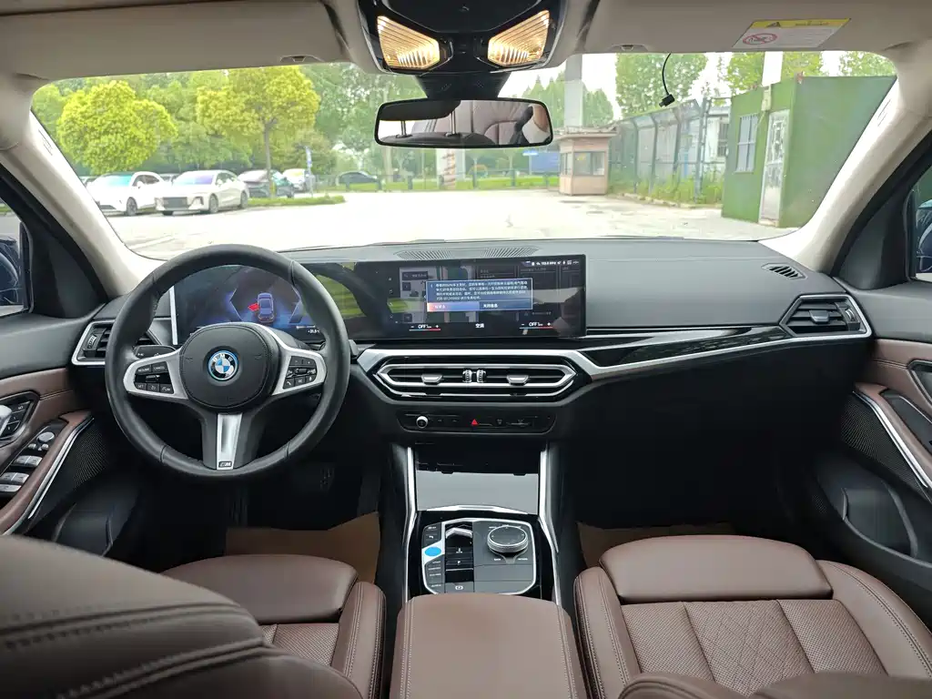 BMW i3 2023 — фото 8