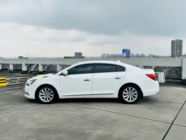 Buick LaCrosse 2013