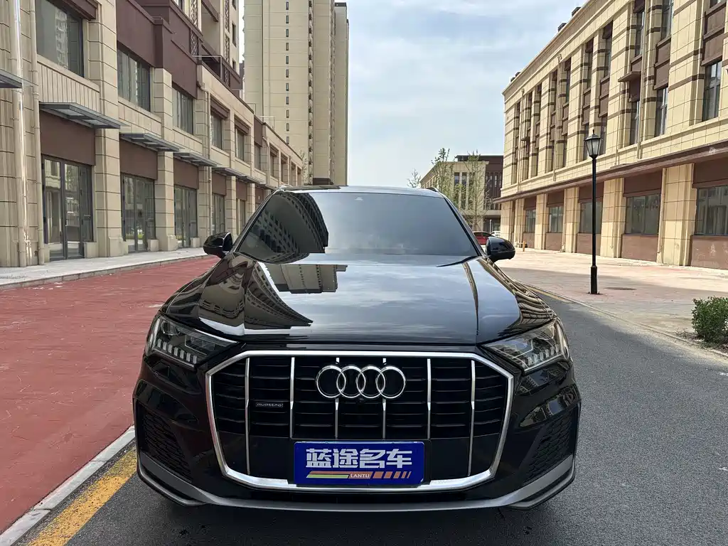 Audi Q7 2021 — фото 2
