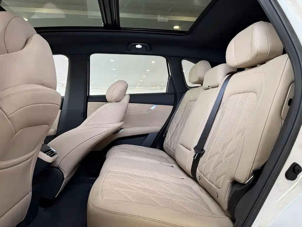 Changan CS75 PLUS 2026 — фото 11
