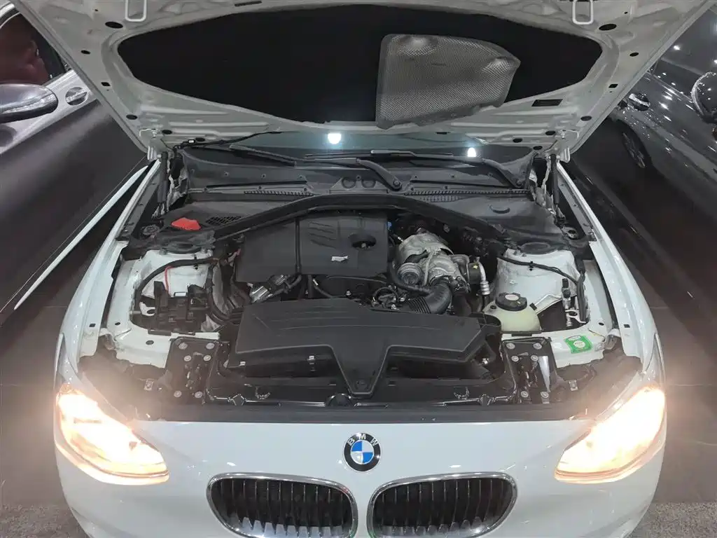 BMW 1 Series 2014 — фото 20