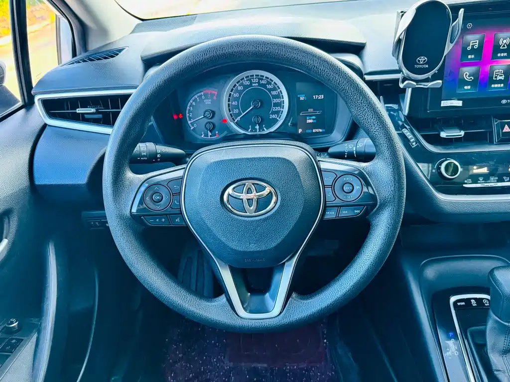 Toyota Corolla 2020 — фото 8