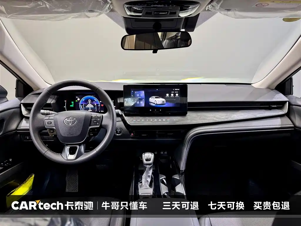 Toyota Camry 2026 — фото 15