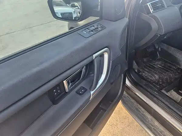 Land Rover Discovery Sport 2017