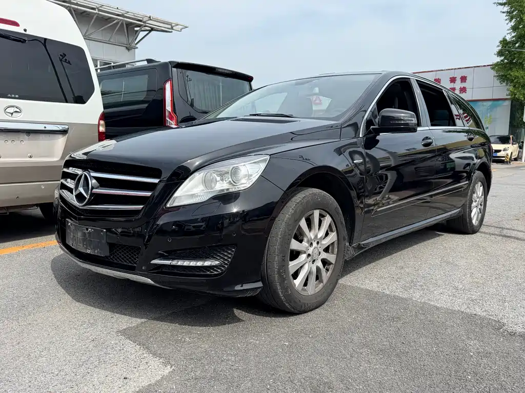 Mercedes-Benz R-Class 2016 — фото 1