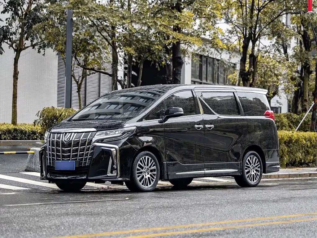 Toyota Alphard 2016 — фото 1