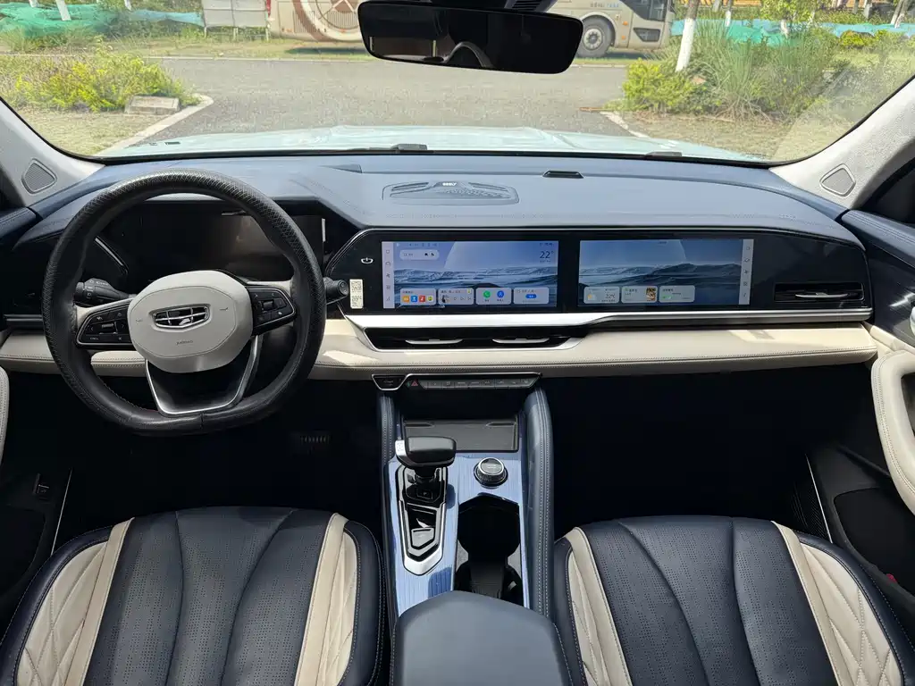 Geely Xingyue L 2023 — фото 13