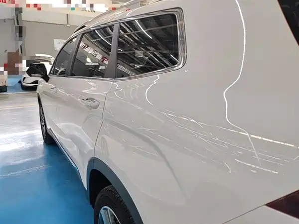 Geely Haoyue 2022