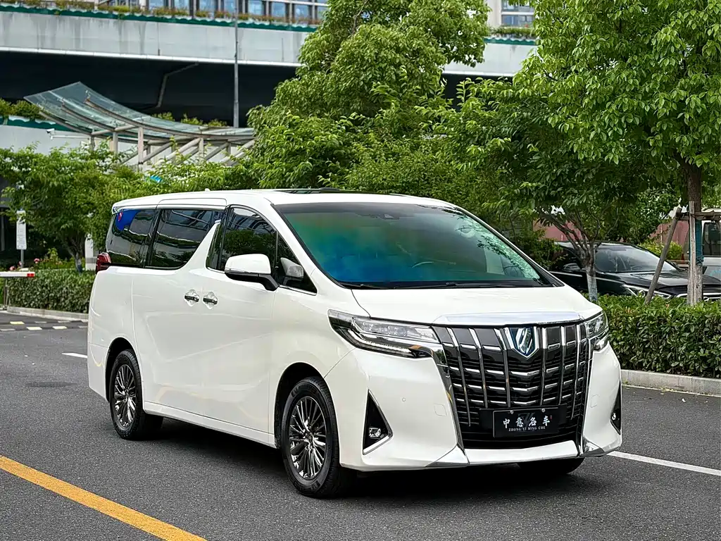 Toyota Alphard 2021 — фото 3