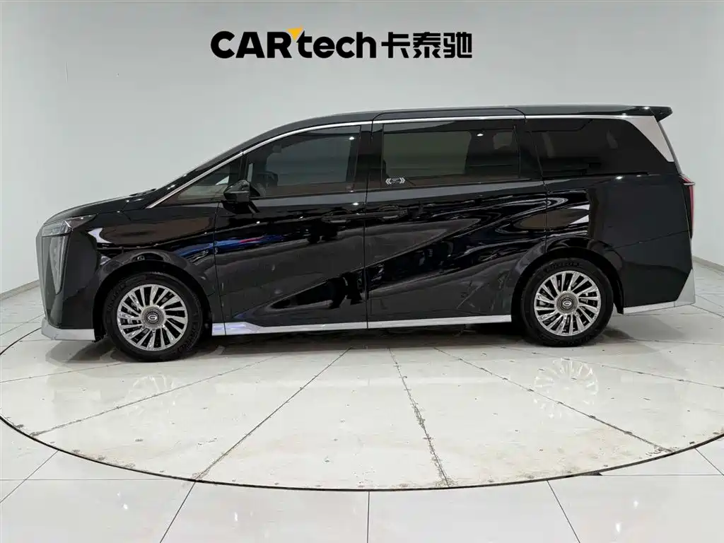 GAC Motor Trumpchi M8 2024 — фото 6