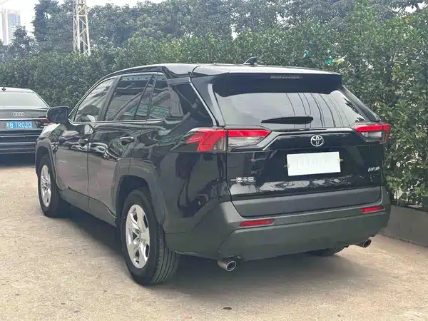 Toyota RAV4 2024