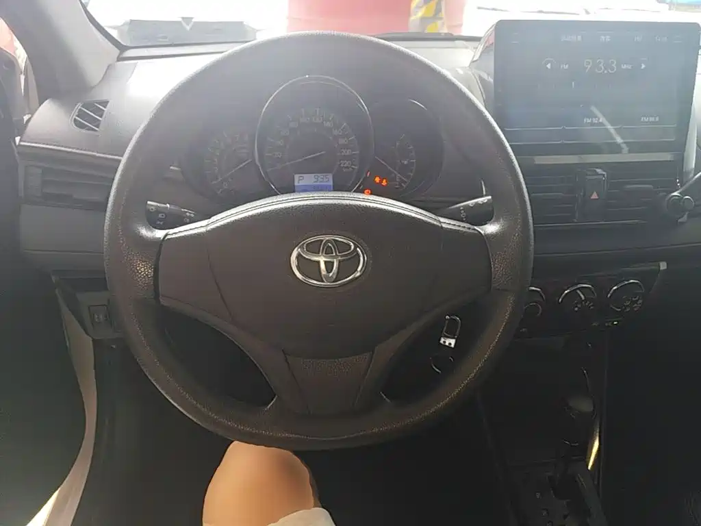 Toyota Vios 2016 — фото 11