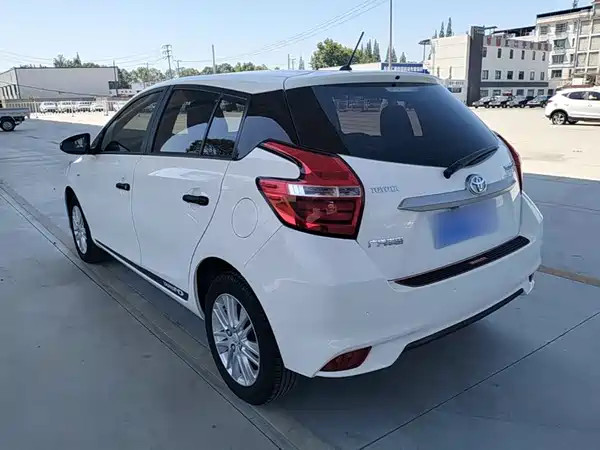 Toyota Yaris L 2019