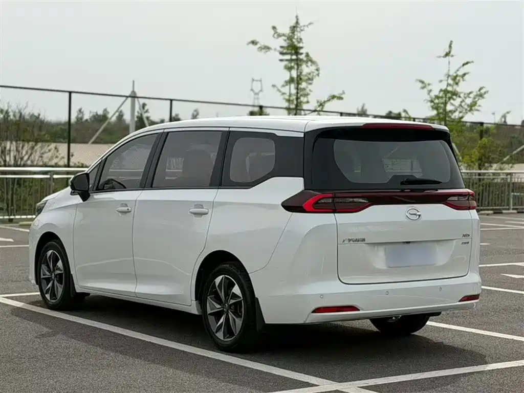 GAC Motor Trumpchi M6 2021 — фото 8