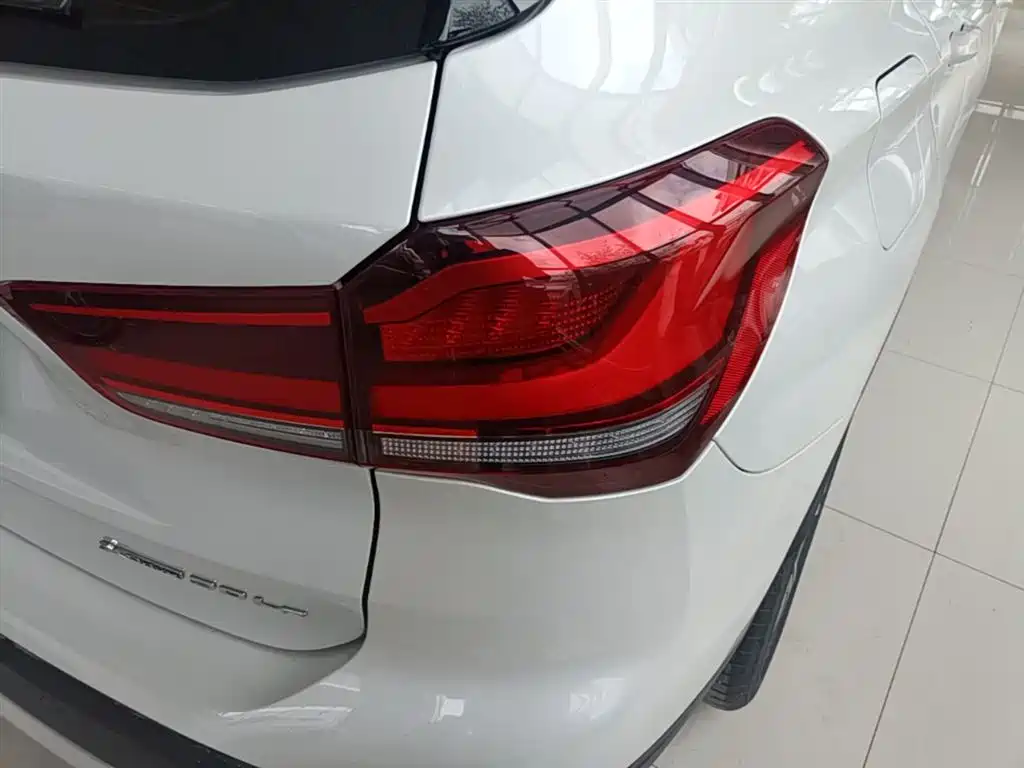 BMW X1 New Energy 2021 — фото 8